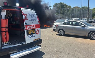 הזירה בחולון (צילום: דוברות מד"א)