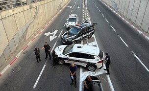 חסימת לה גוארדיה (צילום: דוברות המשטרה)