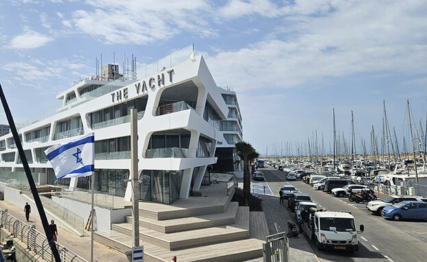 מלון יאכט מבט לחרטום אדריכלות אילן פיבקו מלון יאכט מבט לחרטום אדריכלות אילן פיבקו
