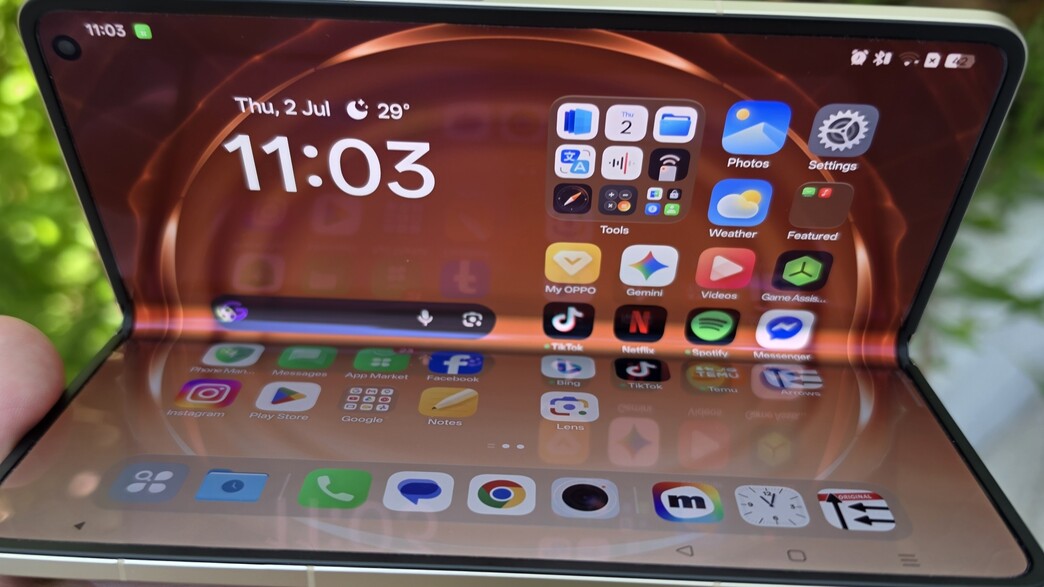 תמונות של האופו פיינד N6 OPPO Find N6 תמונות של האופו פיינד N6 OPPO Find N6