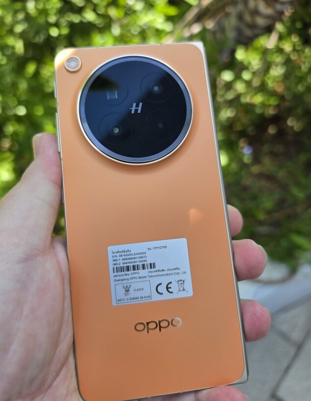 תמונות של האופו פיינד N6 OPPO Find N6 תמונות של האופו פיינד N6 OPPO Find N6
