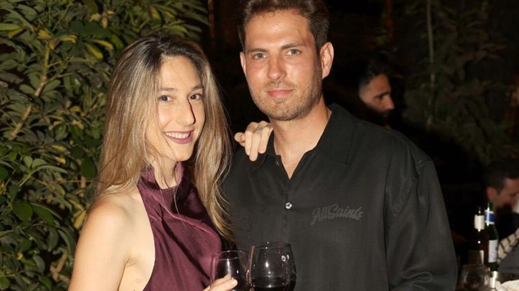 הקולגות ובני הזוג לא פספסו: החגיגה של כתב חדשות 12 איתמר מינמר הקולגות ובני הזוג לא פספסו: החגיגה של כתב חדשות 12 איתמר מינמר