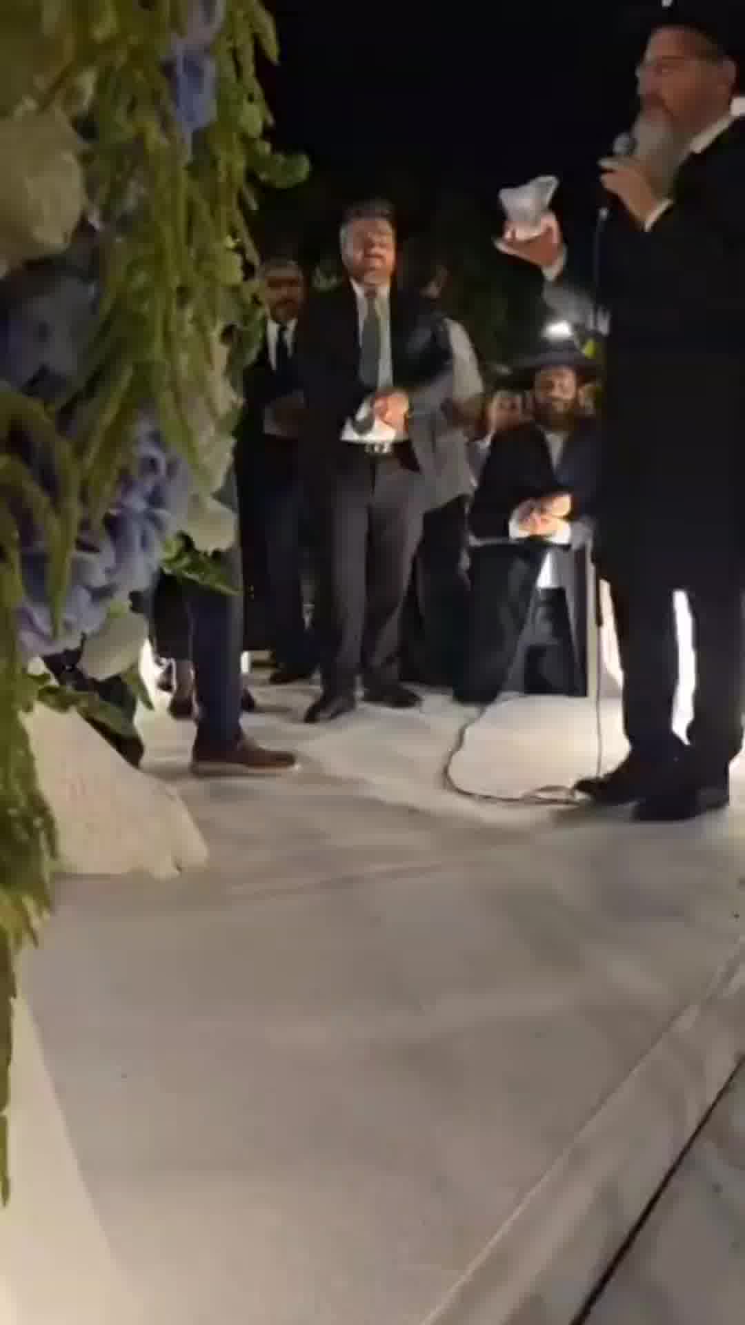 רגע שבירת הכוס: שורדי השבי סשה טרופנוב וספיר כהן התחתנו!