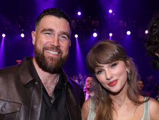 טיילור סוויפט, טראוויס קלסי (צילום: Kevin Mazur, Getty Images for iHeartRadio) טיילור סוויפט, טראוויס קלסי (צילום: Kevin Mazur, Getty Images for iHeartRadio)