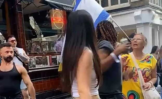 מתקפה אנטישמית במצעד הגאווה בלונדון