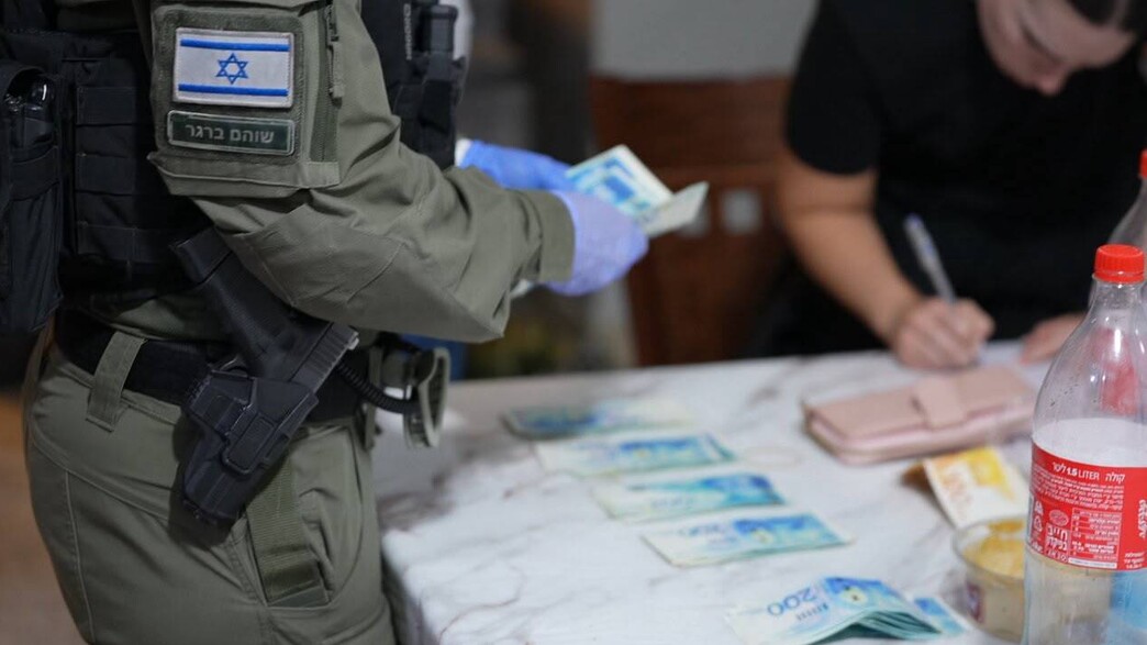 מעצר החשודים בפרוטקשן מעצר החשודים בפרוטקשן