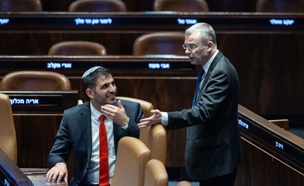 שר המשפטים יריב לוין ושר התקשורת שלמה קרעי שר המשפטים יריב לוין ושר התקשורת שלמה קרעי