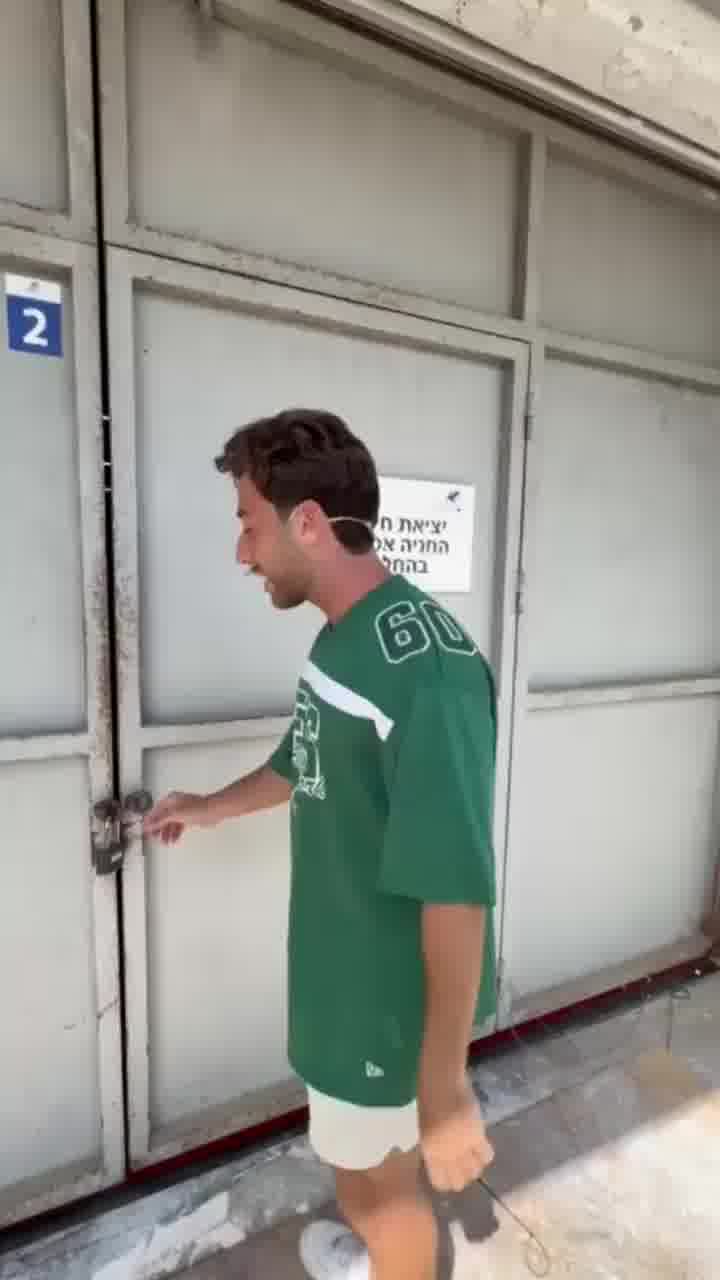 היוטיובר רועי כהן ("רועי פינג-פונג") ערך אירוע פינג פונג ענק באקספו תל אביב - כך זה נראה