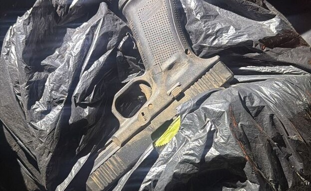 נשק שנמצא במעצר החשוד ברצח הכפול בגולן נשק שנמצא במעצר החשוד ברצח הכפול בגולן
