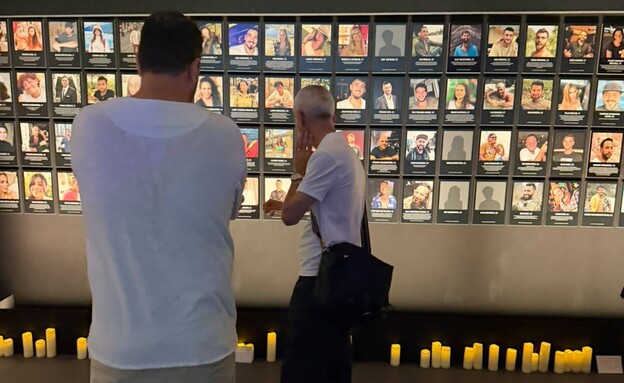 ראש עיריית לונדון סאדיק קאן במיצג הנובה ראש עיריית לונדון סאדיק קאן במיצג הנובה