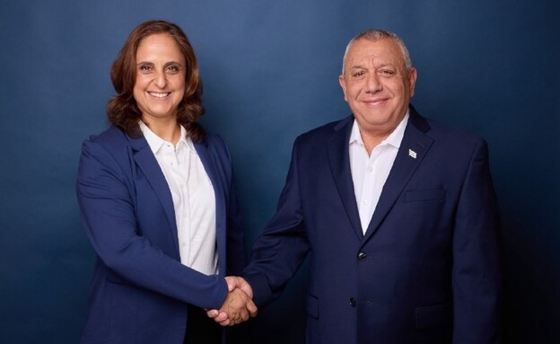 דבורה שריפיאן בכר מצטרפת לישר! עם איזנקוט דבורה שריפיאן בכר מצטרפת לישר! עם איזנקוט