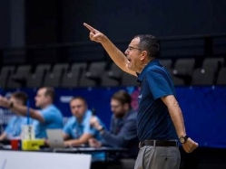 "הלב מלא בגאווה". נתן (FIBA) (צילום: ספורט 5)