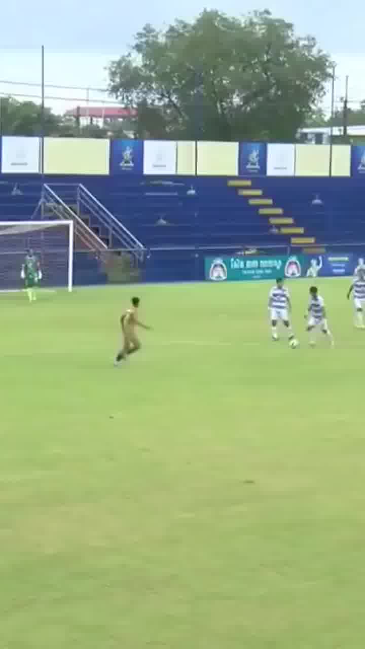 רונאלדו הקמבודי הוא Player רציני 