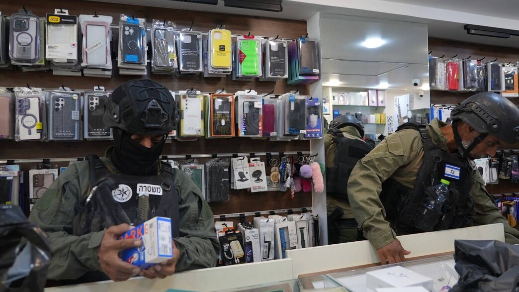 המעצר בעזריאלי המעצר בעזריאלי
