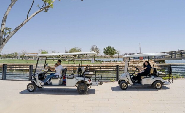 רכבי גולף בפארק נחל באר שבע רכבי גולף בפארק נחל באר שבע
