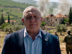 איזנקוט במתקפה על נתניהו לאחר הדרישה ממנו להסיר סרטון