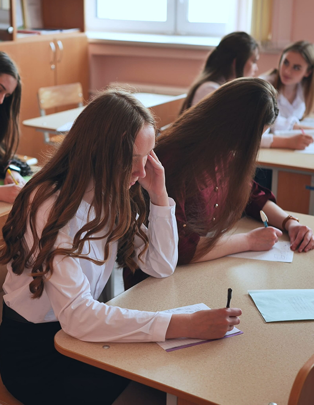 נשים לומדות בכיתה מופרדת, אילוסטרציה נשים לומדות בכיתה מופרדת, אילוסטרציה