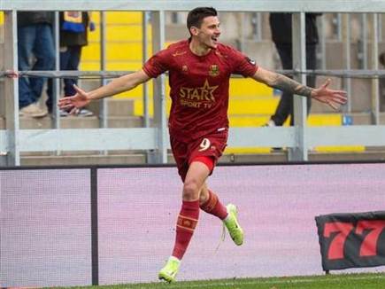 (GETTY) (GETTY)