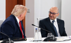 דמיס הסביס, דונלד טראמפ (צילום: Anna Moneymaker/Getty Images)