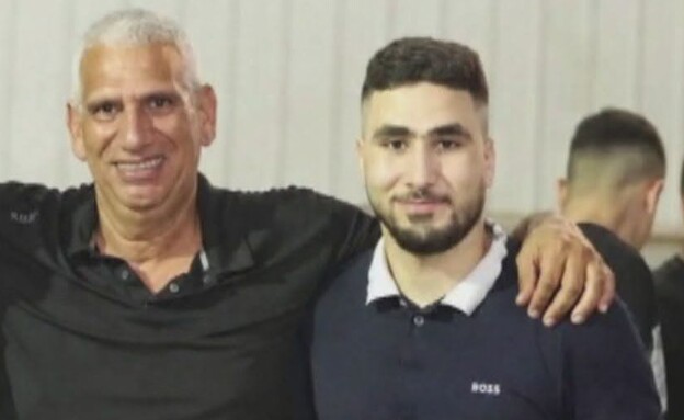 הישאם אלקרינוואי עם הרבש"ץ של בארי אריק קראוניק שנהרג מאש מחבלים הישאם אלקרינוואי עם הרבש"ץ של בארי אריק קראוניק שנהרג מאש מחבלים