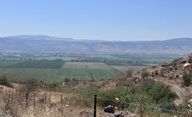 נוף עמק החולה עין מיימון נוף עמק החולה עין מיימון