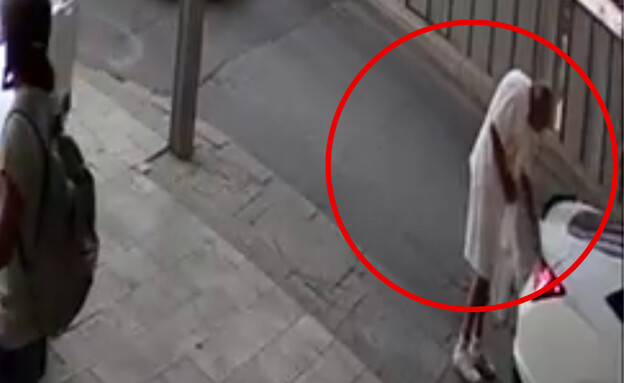 נהג מונית נעצר לאחר שהשתמש בכרטיס האשראי של נוסעו המבוגר נהג מונית נעצר לאחר שהשתמש בכרטיס האשראי של נוסעו המבוגר