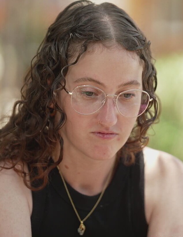 שירה קרוטמן, מתמודדת עם פוסט טראומה שירה קרוטמן, מתמודדת עם פוסט טראומה