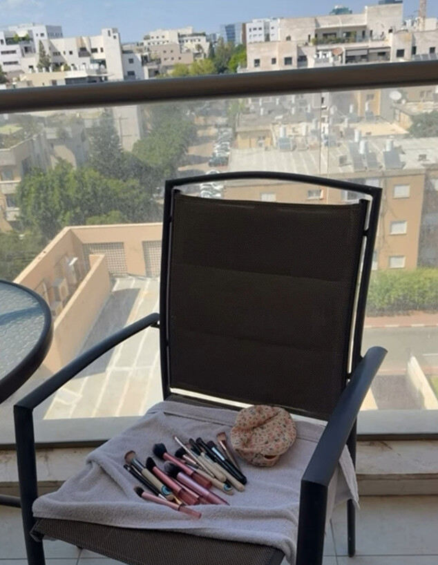 מציצים לשלי ועומר האח הגדול ג מציצים לשלי ועומר האח הגדול ג