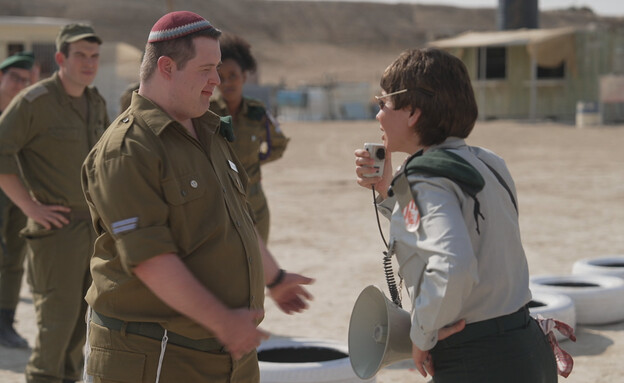 יעל פוליאקוב וגל לינקר יעל פוליאקוב וגל לינקר