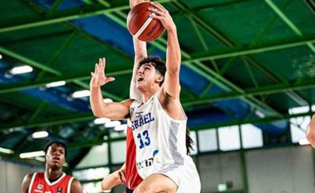(FIBA) (צילום: ספורט 5)