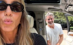 ג'ניפר אניסטון וטים קרטיס (צילום: jenniferaniston, instagram)