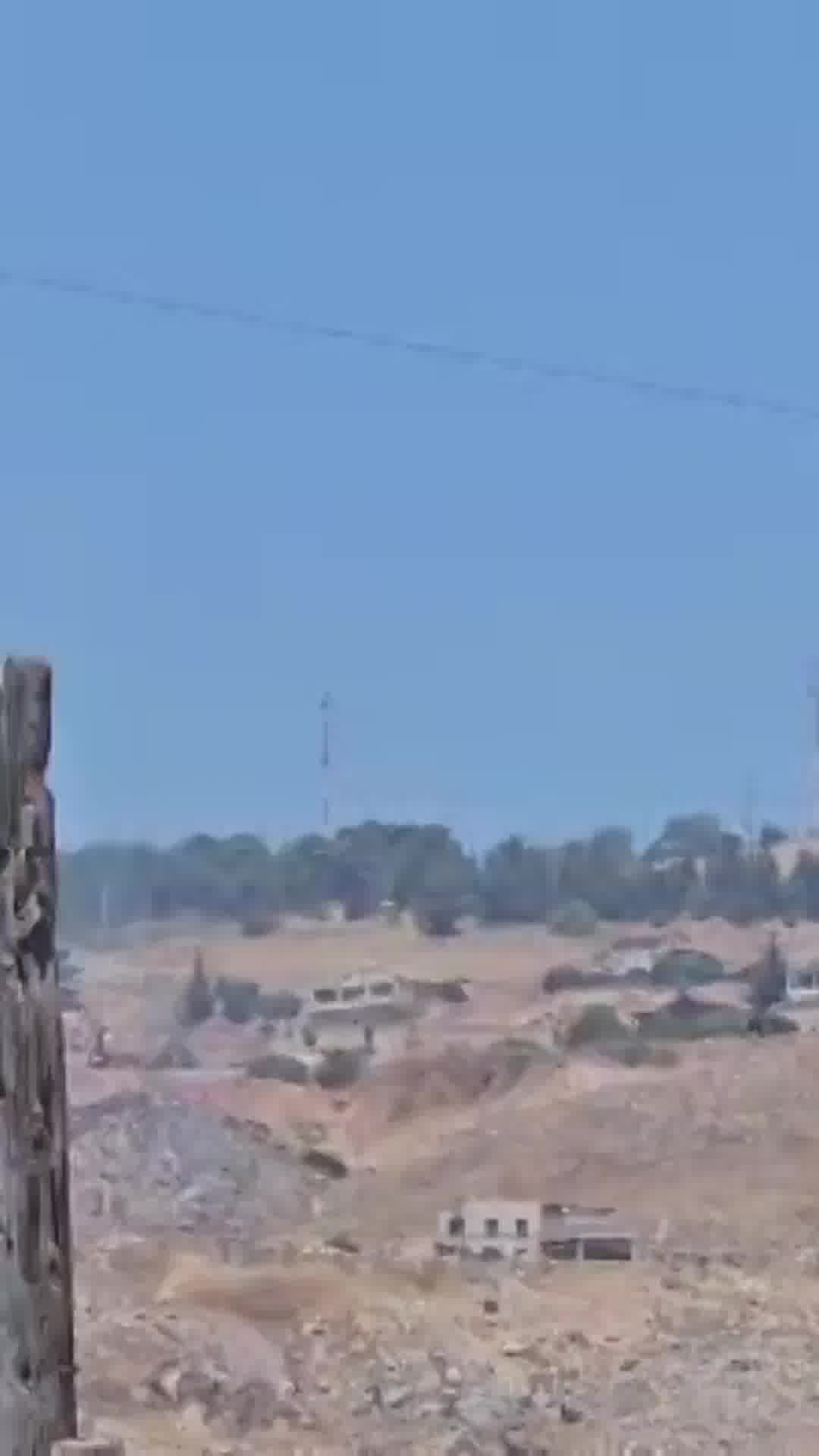 שריפה פרצה בשכונת נוף כנרת בצפת. מטוסי כיבוי פועלים במקום