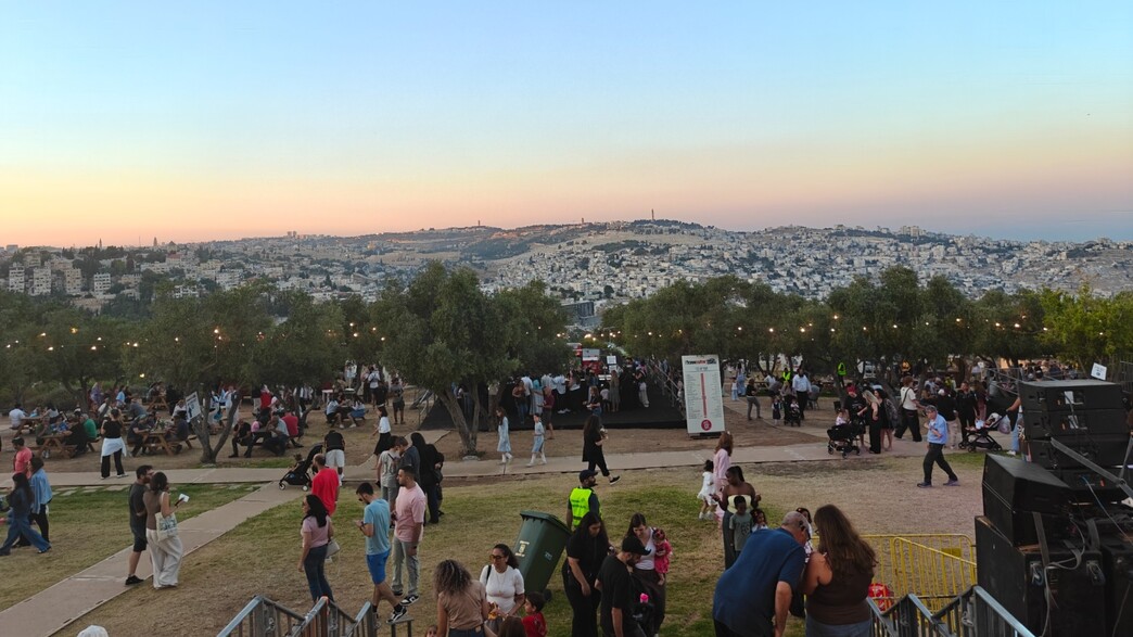 קיץ בירושלים קיץ בירושלים