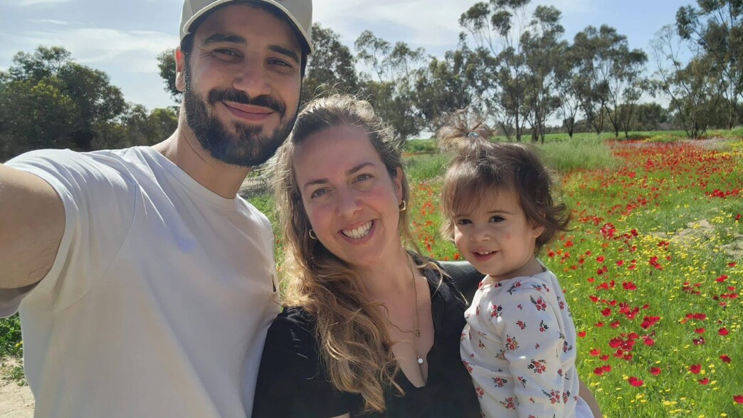 שני מור אביב שני מור אביב