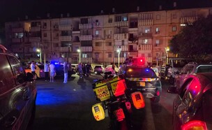 זירת האירוע בנתיבות (צילום: דוברות המשטרה)