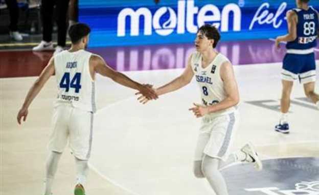 (FIBA) (צילום: ספורט 5)