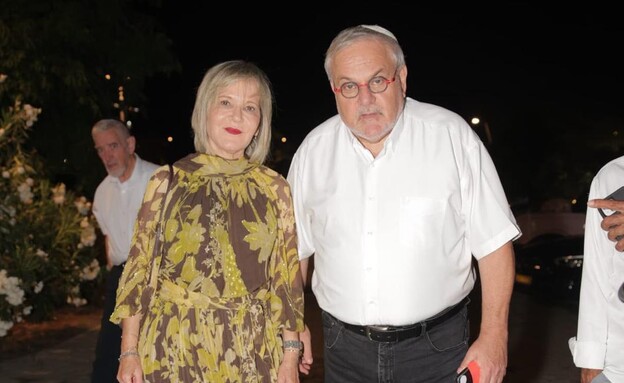 מנחם הורביץ ואשתו מנחם הורביץ ואשתו