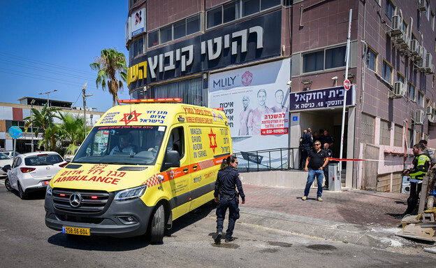 זירת רצח העורך דין במשרדו זירת רצח העורך דין במשרדו