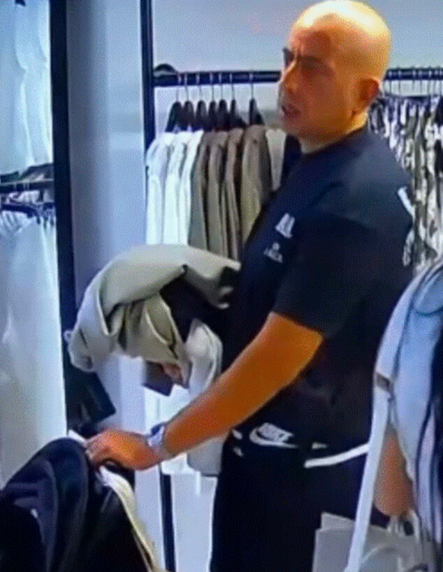 האב בחנות האב בחנות