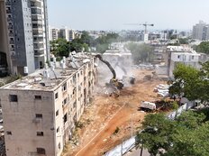 הריסת שיכונים בשכונת אחדות בפתח תקווה