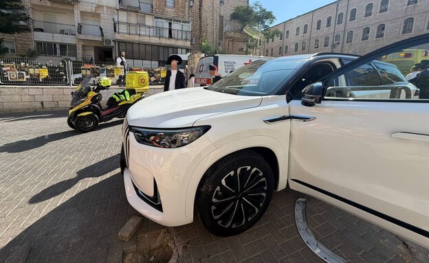 גבר כבן 30 נדרס למוות בתאונה עצמית בירושלים (צילום: תיעוד מבצעי מד"א)