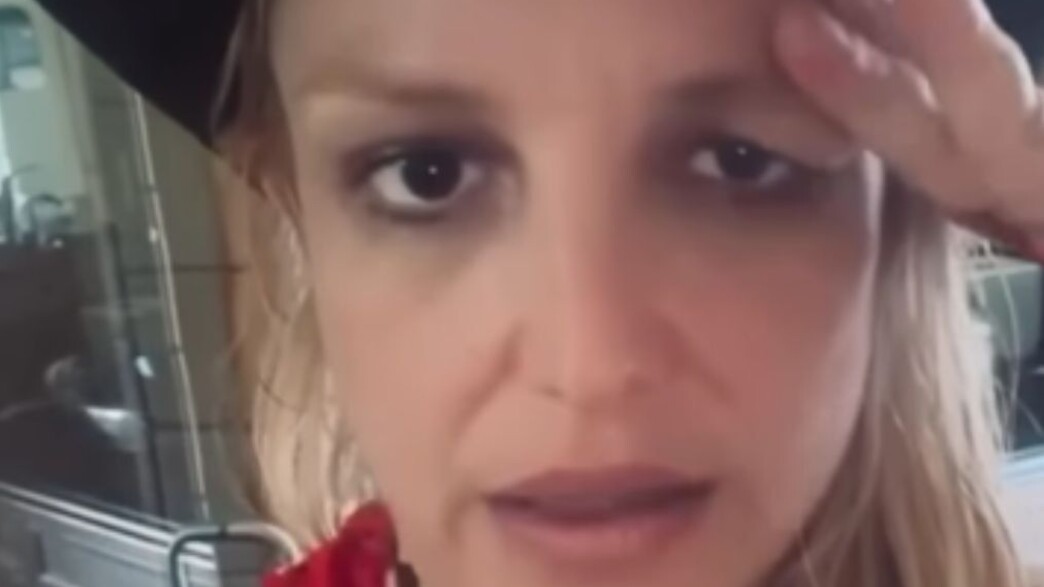 בריטני ספירס הליך קוסמטי בריטני ספירס הליך קוסמטי