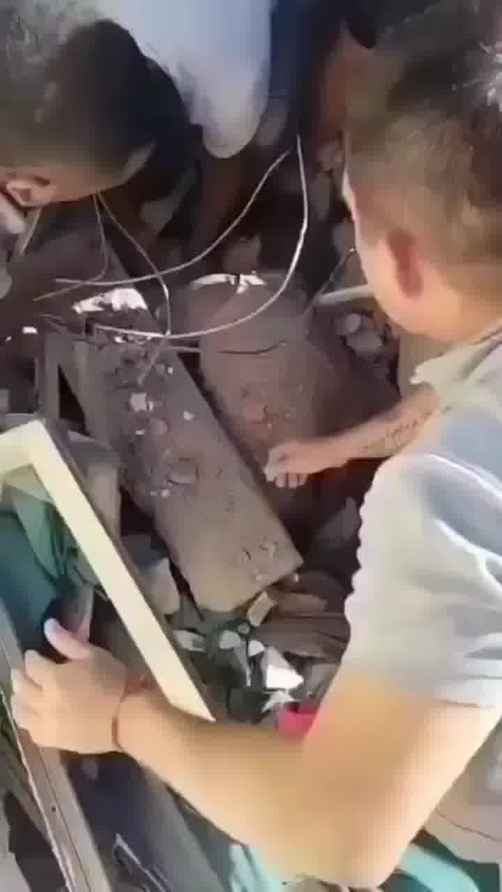 רעידת האדמה בקולומביה: תינוק בן חצי שנה ואמו חולצו מבניין שקרס בעיר קאלי
