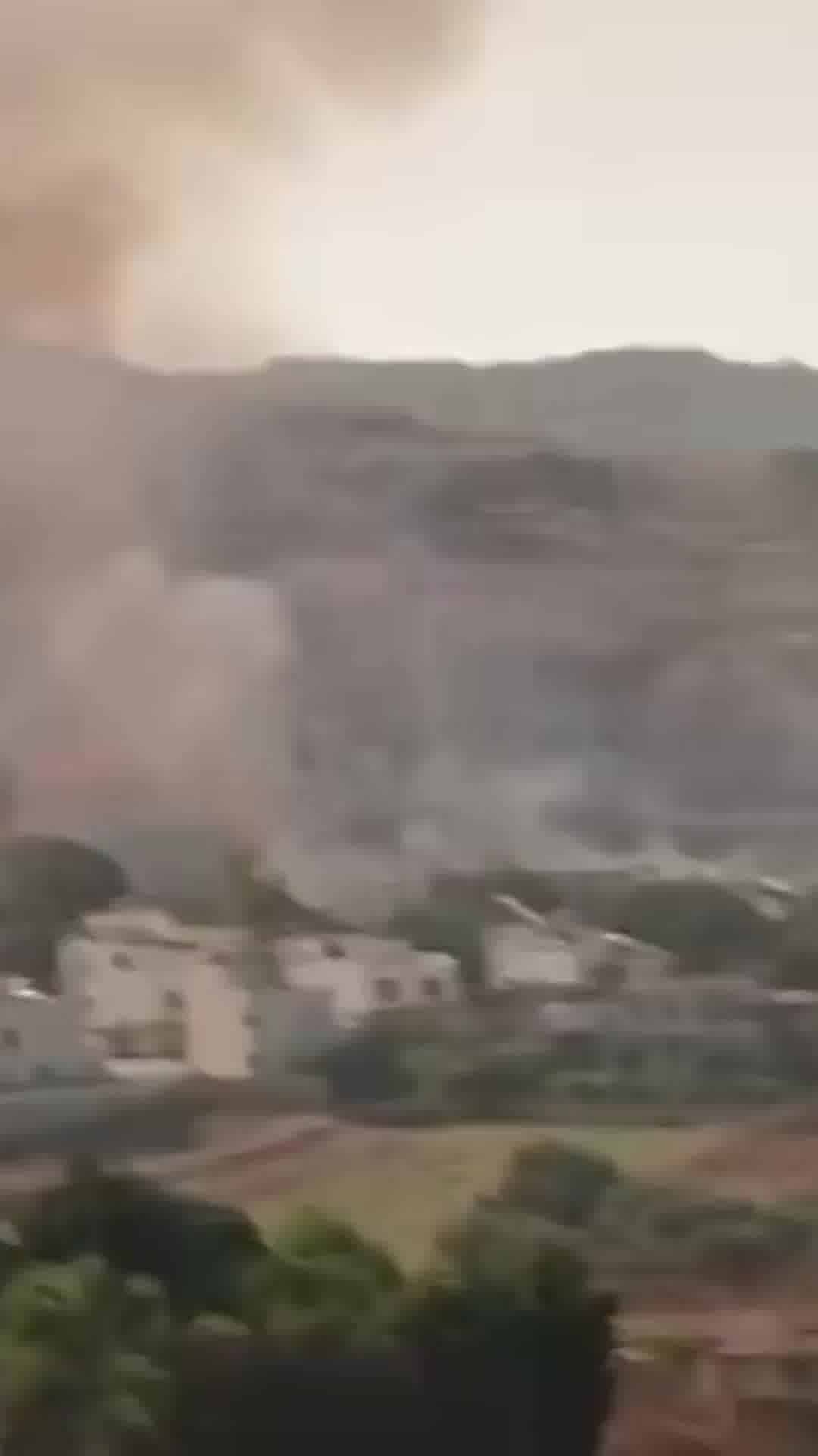 דיווחים בלבנון: כטב"מ ישראלי תקף רכב בשכונת אלג'אמעאת בנבטיה בדרום לבנון