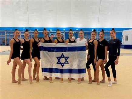 המשלחת הישראלית לפרנקפורט (צילום: איגוד ההתעמלות) המשלחת הישראלית לפרנקפורט (צילום: איגוד ההתעמלות)