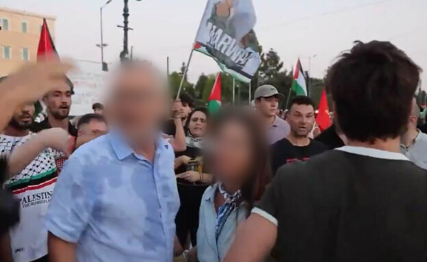 זוהו כישראלים - והותקפו בלב אתונה