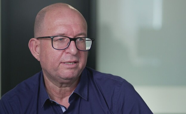 סמנכ"ל המחקר של מנו סמנכ"ל המחקר של מנו