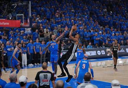 שאלה של נקודת שחרור (Morgan Givens/NBAE via Getty Images) שאלה של נקודת שחרור (Morgan Givens/NBAE via Getty Images)