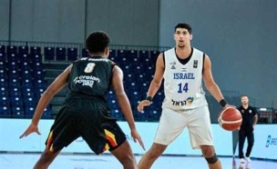 (FIBA) (צילום: ספורט 5)