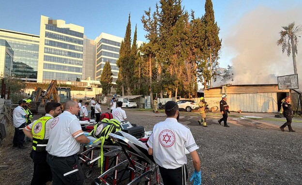 אישה כבת 40 נספתה בשרפה בחולון